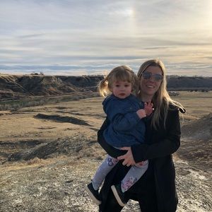 Meet your Posher, Brittnie